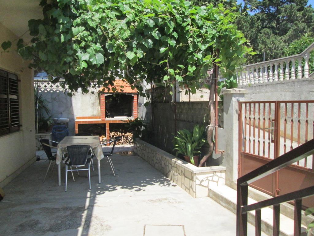 Apartmani Jordana コミジャ 部屋 写真