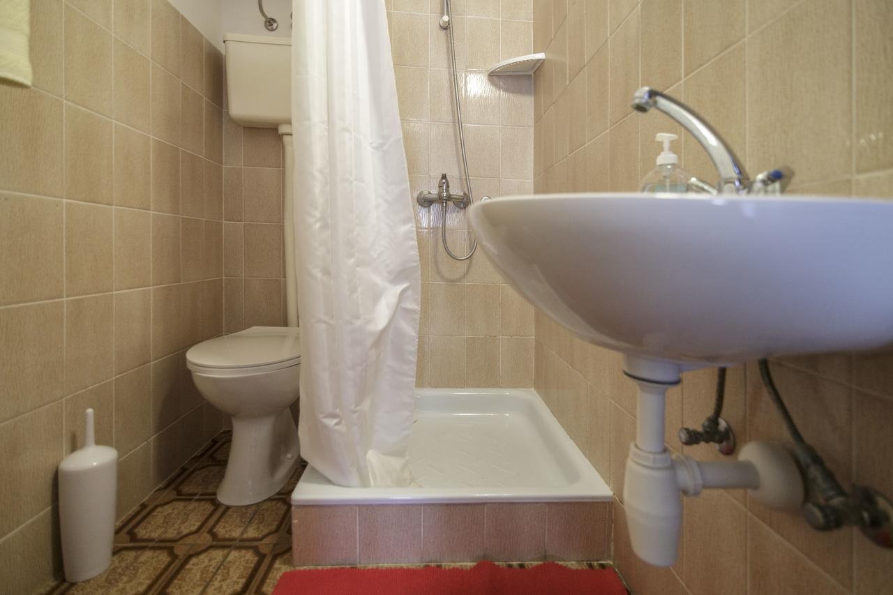 Apartmani Jordana コミジャ エクステリア 写真
