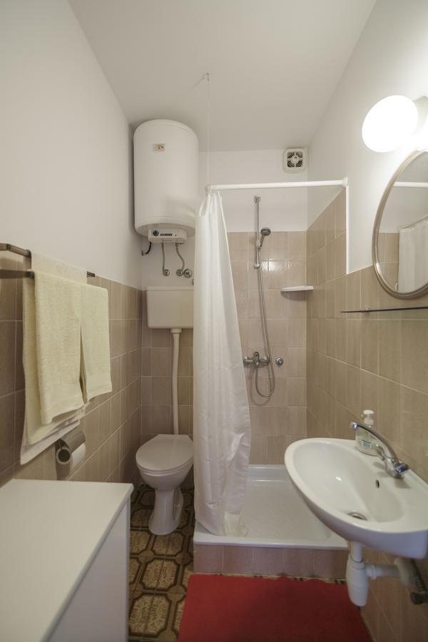 Apartmani Jordana コミジャ エクステリア 写真