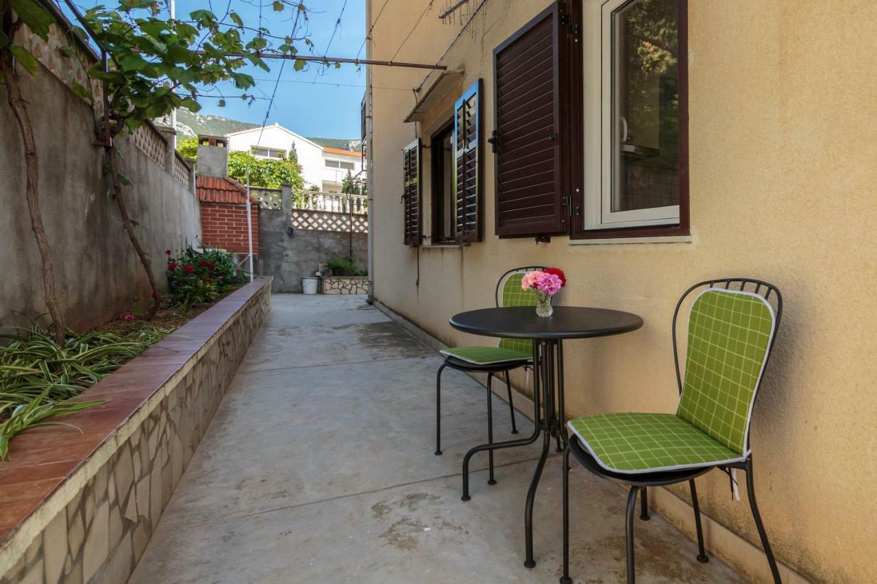Apartmani Jordana コミジャ エクステリア 写真